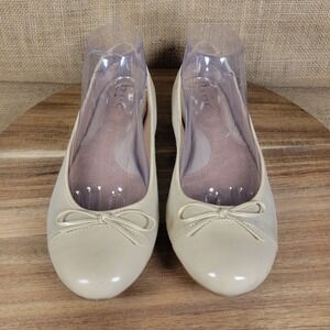 BOC Born Concept Ballet‎ Flats Beige Gold Shimmer Leather Womens 9.5 Bow Cap Toe
